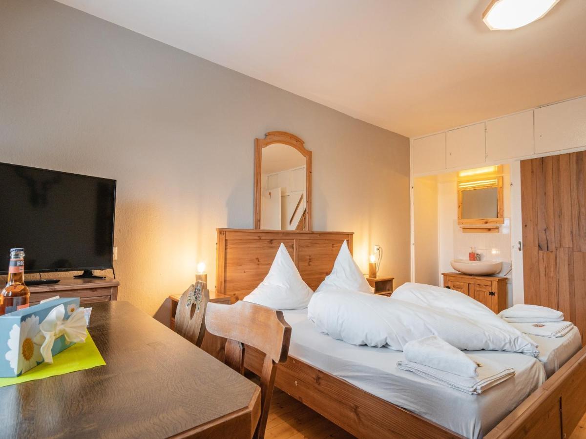 Hostel - Ron'S Guesthouse Oberstdorf Ngoại thất bức ảnh
