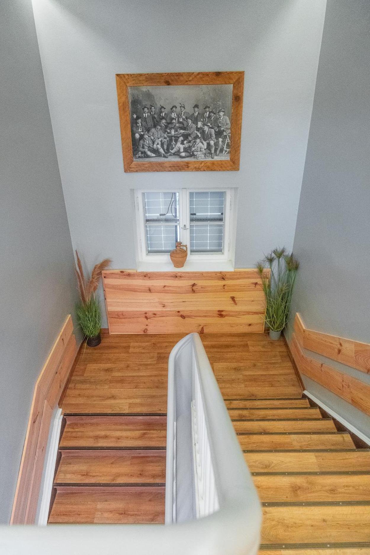 Hostel - Ron'S Guesthouse Oberstdorf Ngoại thất bức ảnh