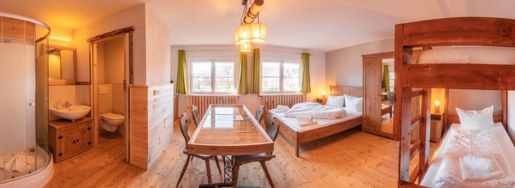 Hostel - Ron'S Guesthouse Oberstdorf Ngoại thất bức ảnh