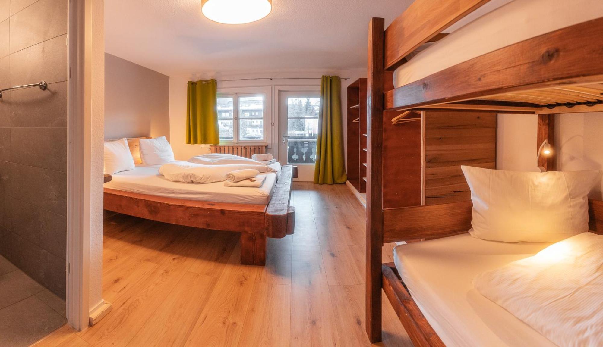 Hostel - Ron'S Guesthouse Oberstdorf Ngoại thất bức ảnh