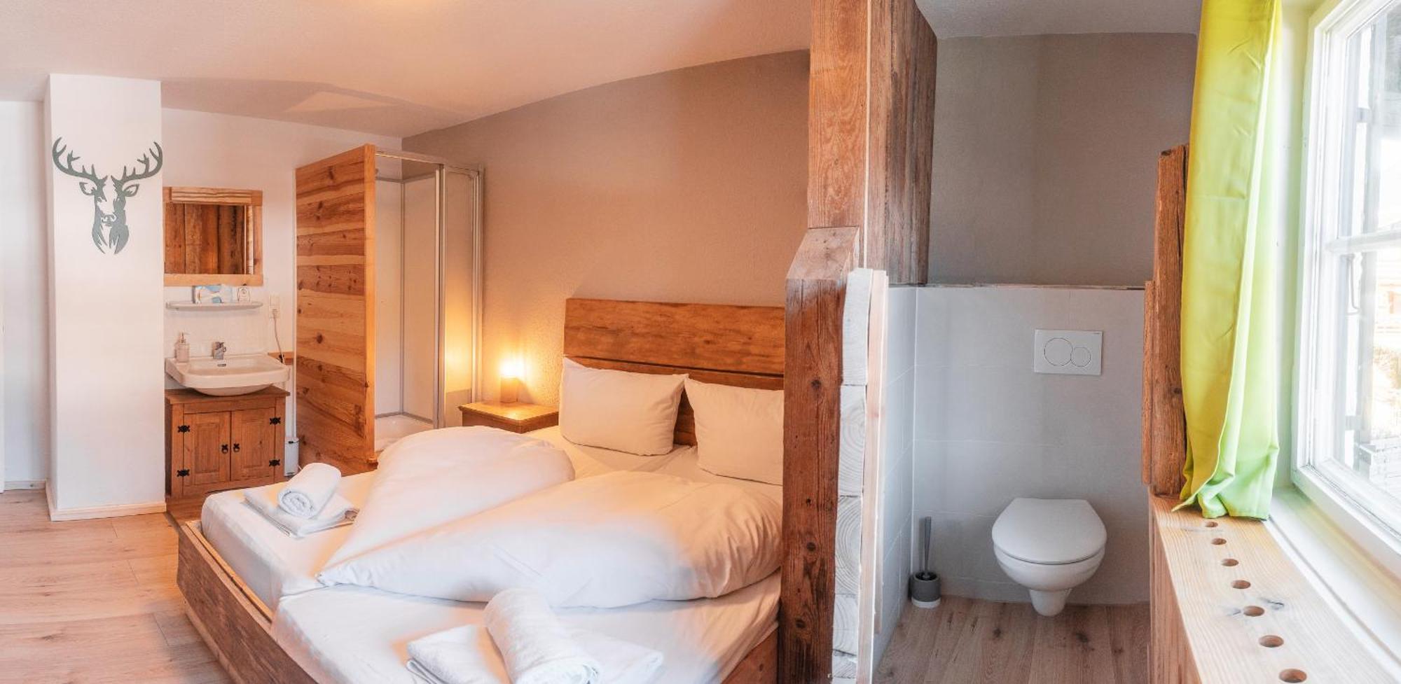 Hostel - Ron'S Guesthouse Oberstdorf Ngoại thất bức ảnh
