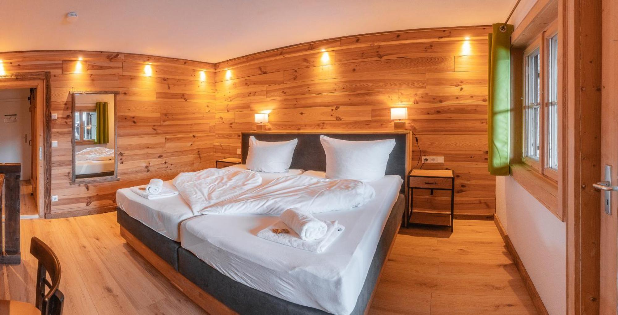 Hostel - Ron'S Guesthouse Oberstdorf Ngoại thất bức ảnh